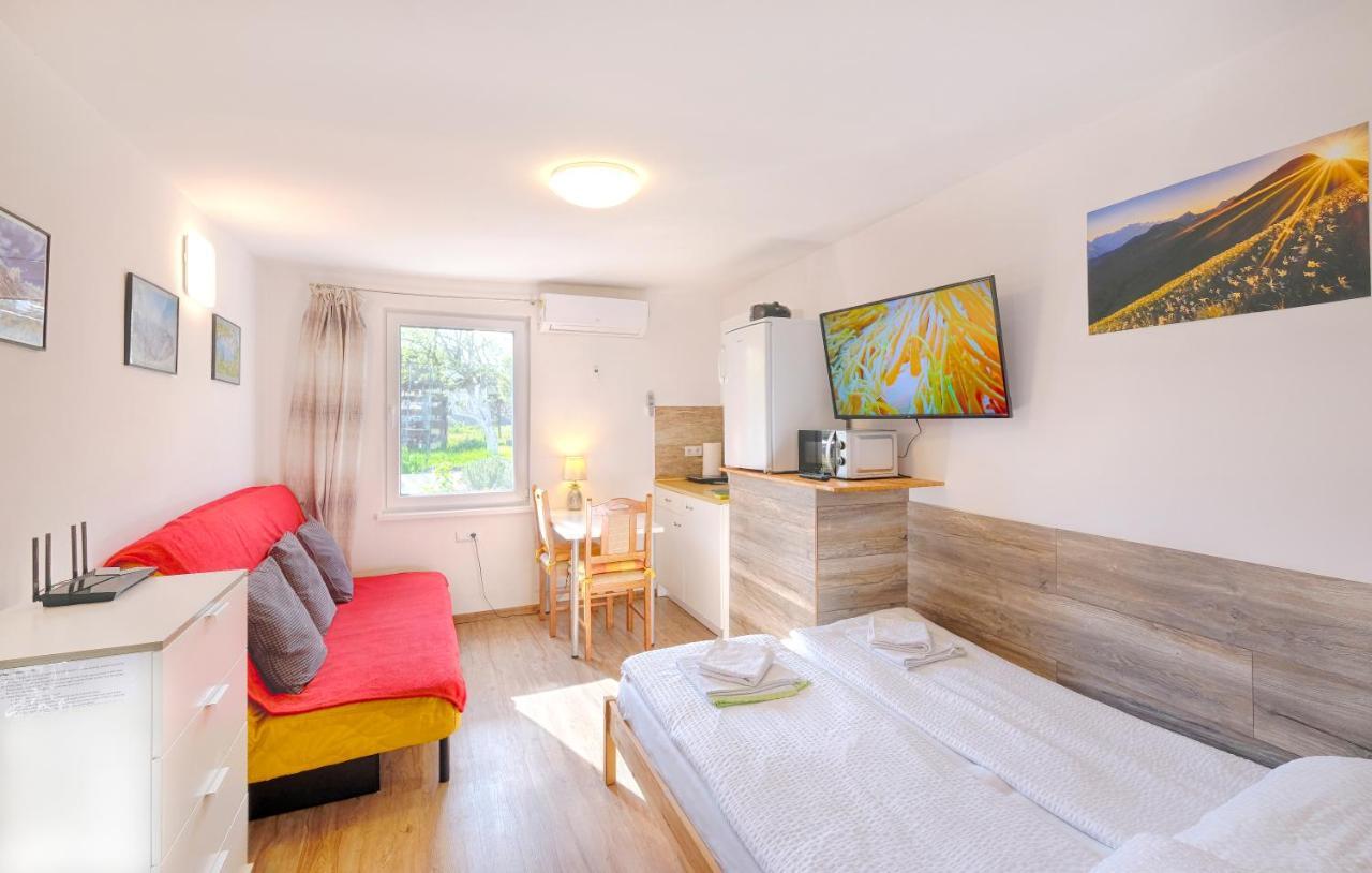 New Studio With Aircon & Free Parking Ljubljana Eksteriør bilde